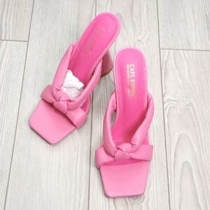 (62-3901)  Cape Robbin Sandals Sz 7.5